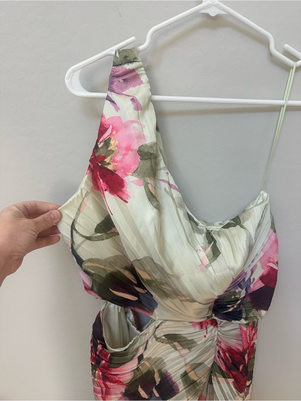 Abercrombie & Fitch One Shoulder Floral Green Pleated Gisele Cutout Maxi Dress - Picture 9 of 14